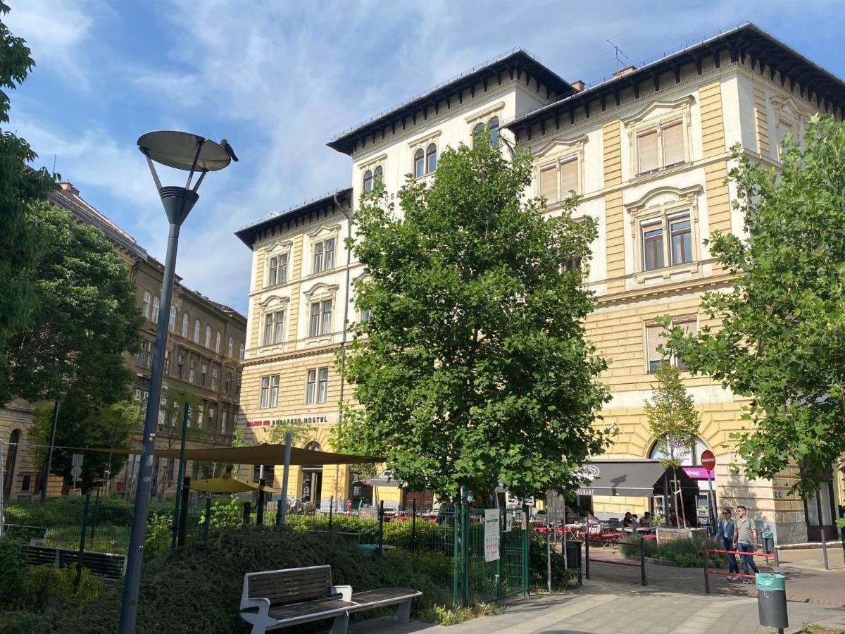 Urban Haven - 3 Beds, 3 Baths, Free Parking, Near Central Market Budapest Esterno foto